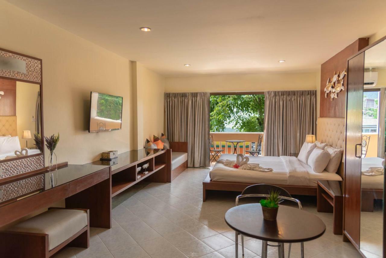 Park 38 Hotel - Sha Plus Phuket Kültér fotó